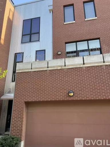 Main picture of 1109 Leavenworth Plz