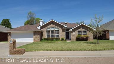Main picture of 504 Chanticleer Pl