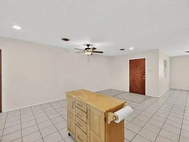 Main picture of 1819 Luthy Dr NE