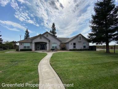 Main picture of 8312 E Orchard Rd