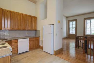 Main picture of 1719 Green St