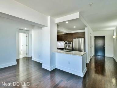 Main picture of 1020 Monroe St NW