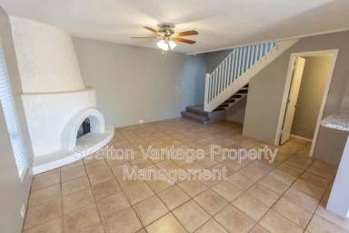 Main picture of 10414 N 11th Pl