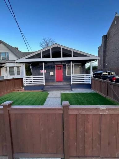 Main picture of 212 24th Ave