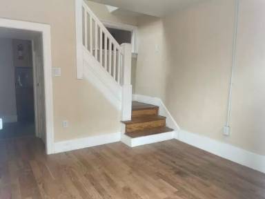 Main picture of 1110 W Allen St