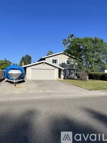 Main picture of 8325 Garry Oak Dr