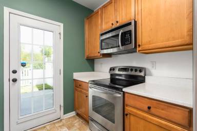 Main picture of 2268 Hartfield Cir