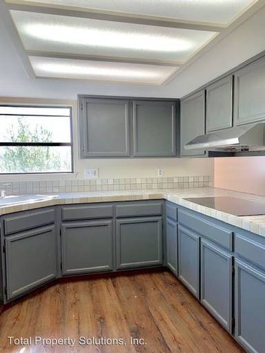 Main picture of 111 Buxton Cir