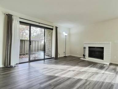 Main picture of 5701 Makati Cir