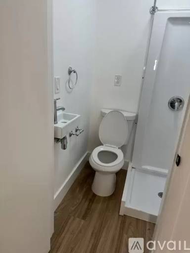 Main picture of 24 NW 50th Ave