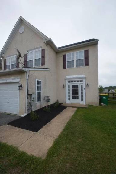 Main picture of 33 W Sarazen Dr