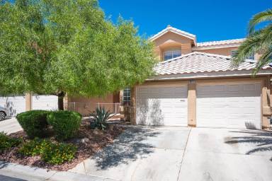 Main picture of 8012 Cetus Cir