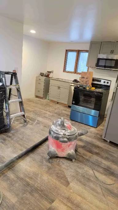 Main picture of 5126 Electric Ave