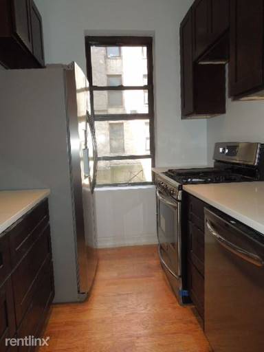 Main picture of 446 Saint Johns Pl