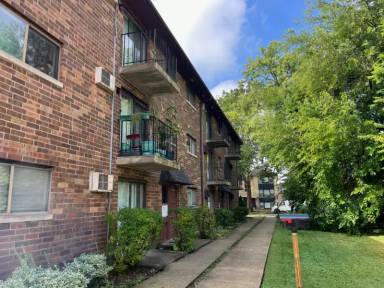 Main picture of 1030 Dunlop Ave