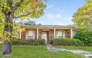 Main picture of 237 S MacArthur Blvd