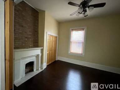 Main picture of 1725 Saint Philip St