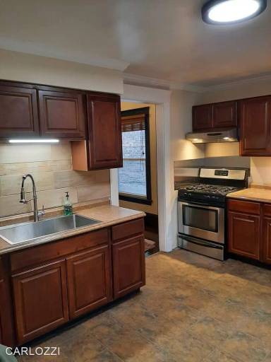 Main picture of 1315 W 85th St