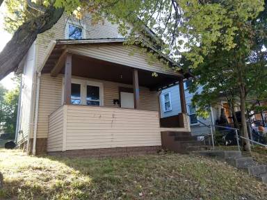 Main picture of 810 Hunt Ave