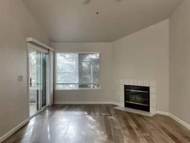 Main picture of 4916 Cambridge Pl