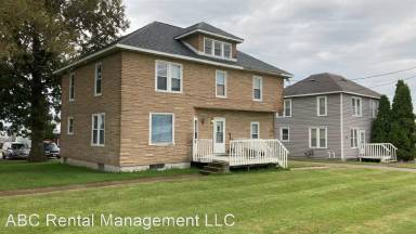 Main picture of 3201 S Central Ave