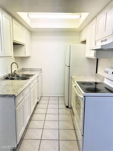 Main picture of 1667 N 1575 W