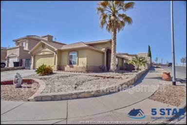 Main picture of 13381 Emerald Tide Way