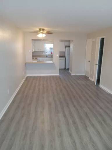 Main picture of 2220 NW 55th Blvd
