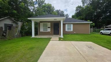 Main picture of 3731 Whittier Rd