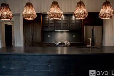 Main picture of 54 Round Hill Rd