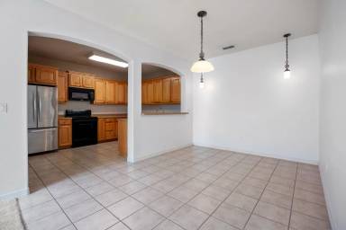 Main picture of 112 Clearwater Ct