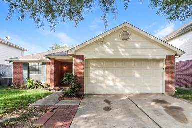 Main picture of 6618 Sutton Meadows Dr