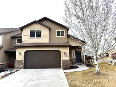 Main picture of 822 S Aspen Way