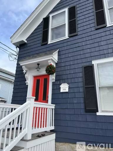Main picture of 35 Lincoln Ave