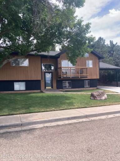 Main picture of 745 W Mountain View Dr