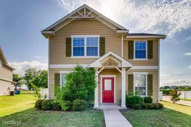 Main picture of 1605 Cambridge Dr