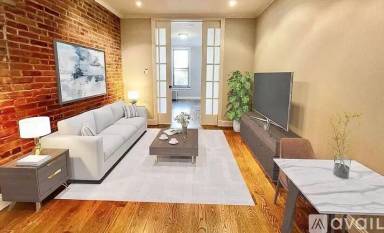 Main picture of 436 W 52nd St