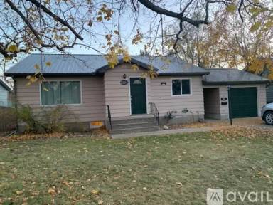 Main picture of 1224 Lewis Ave