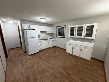 Main picture of 58 Marconi Ave