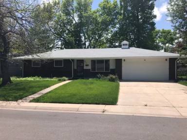 Main picture of 1037 Montview Rd
