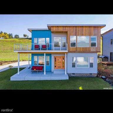 Main picture of 6305 Lake Pointe Way