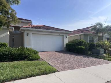 Main picture of 11626 Parrotfish St