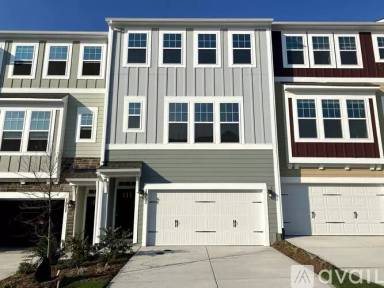 Main picture of 1046 Commack Dr