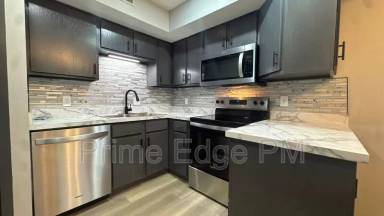 Main picture of 1701 Ridgehaven Ct