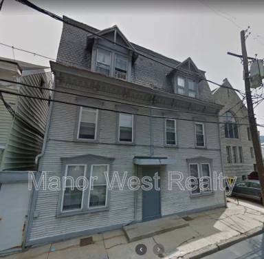 Main picture of 319 W Arch St