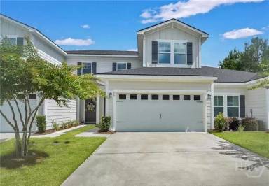 Main picture of 20 Lower Creek Dr