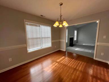 Main picture of 2839 Aristocrat Ln