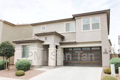Main picture of 4754 E Olive Ave