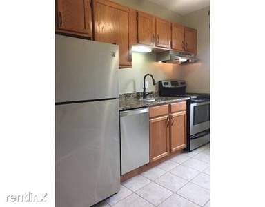Main picture of 3 Albemarle Ct