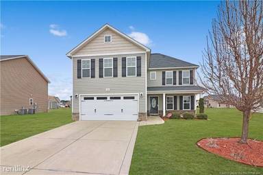 Main picture of 148 Stockbridge Dr
